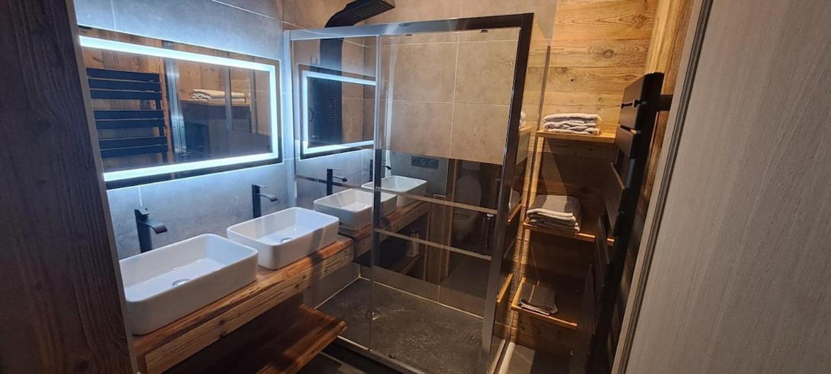 Maison A Moutiers 3 Vallees 4 Chambres 10 Pers Kültér fotó