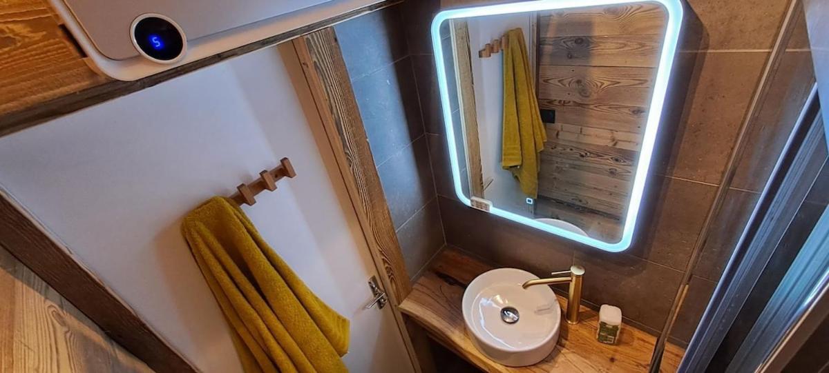 Maison A Moutiers 3 Vallees 4 Chambres 10 Pers Kültér fotó