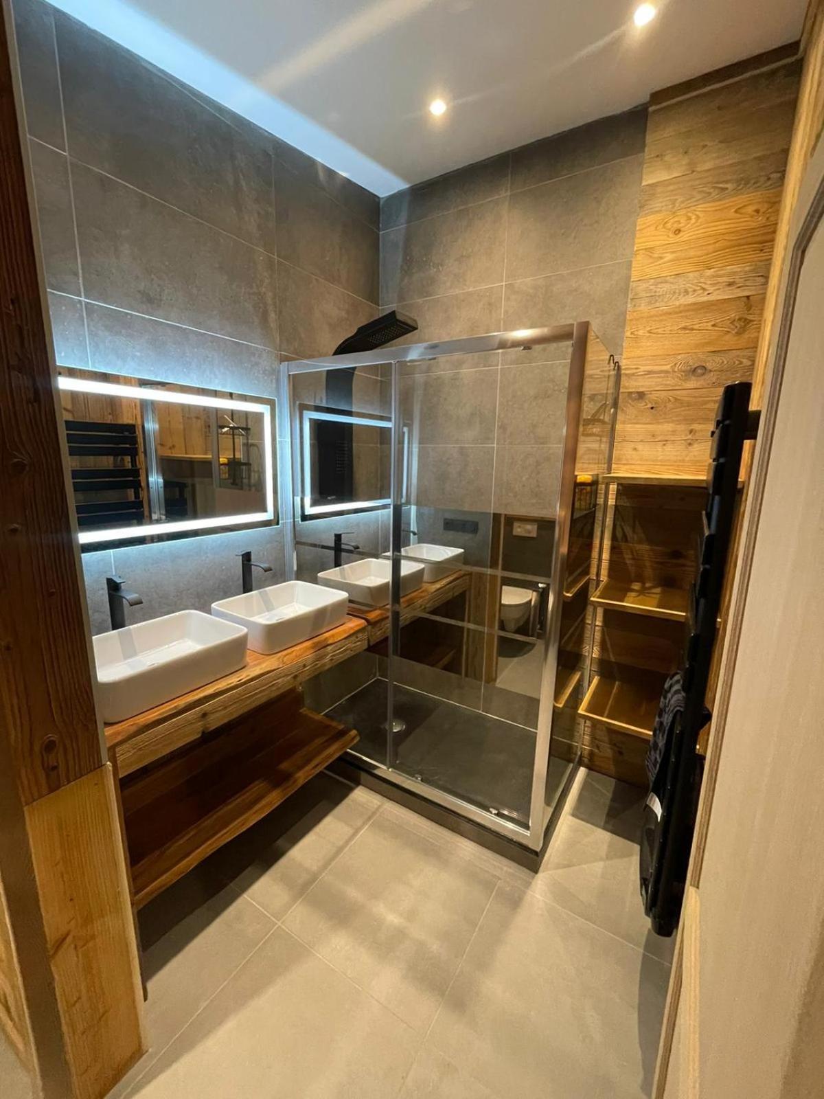 Maison A Moutiers 3 Vallees 4 Chambres 10 Pers Kültér fotó
